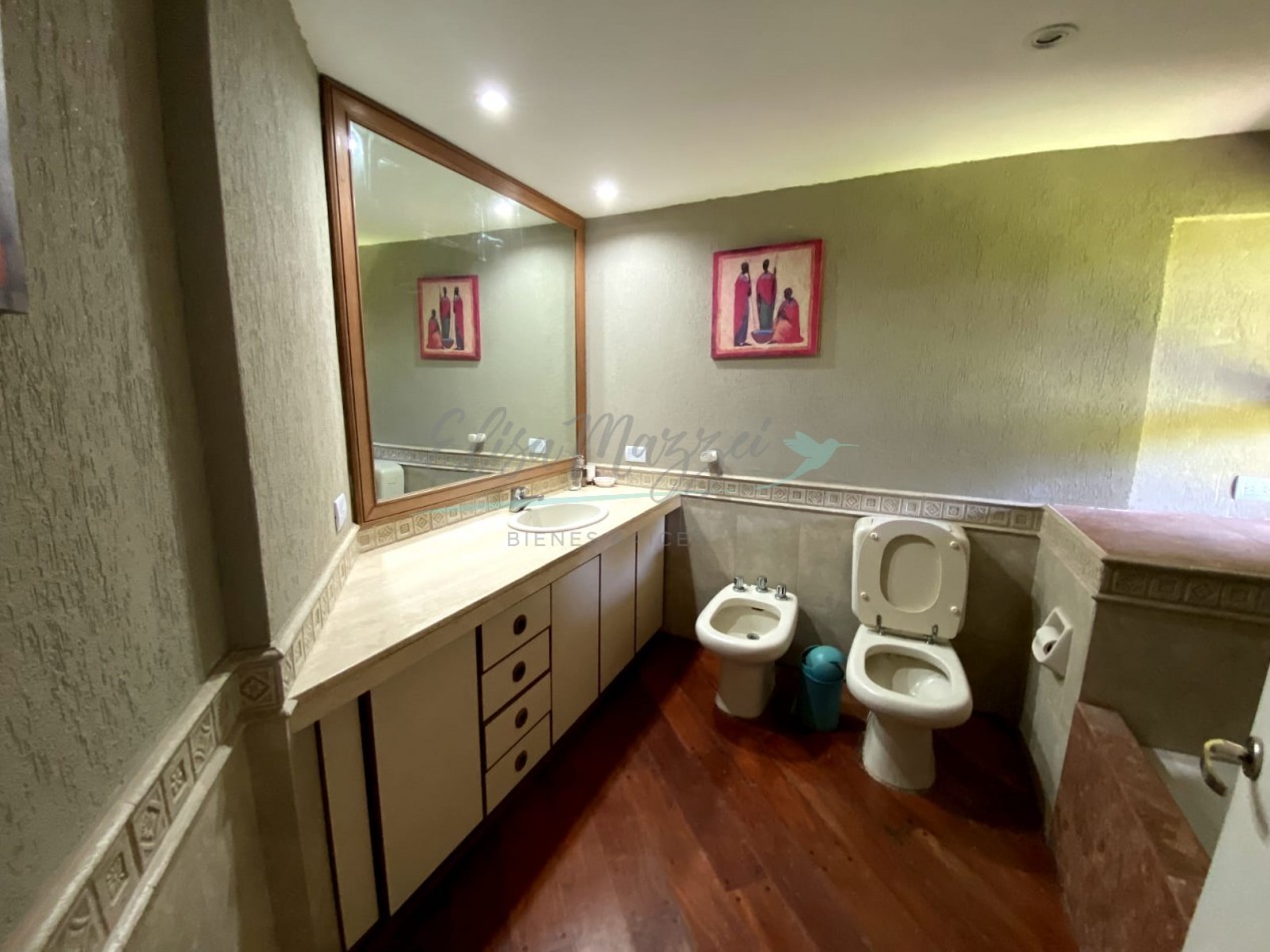 CASA EN ALQUILER - PINAMAR VERANO 2026 - CERCA DEL MAR