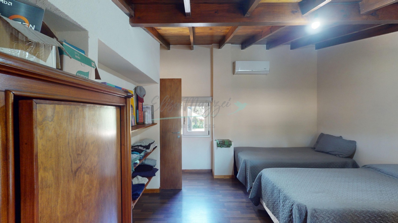 CASA EN VENTA - PINAMAR