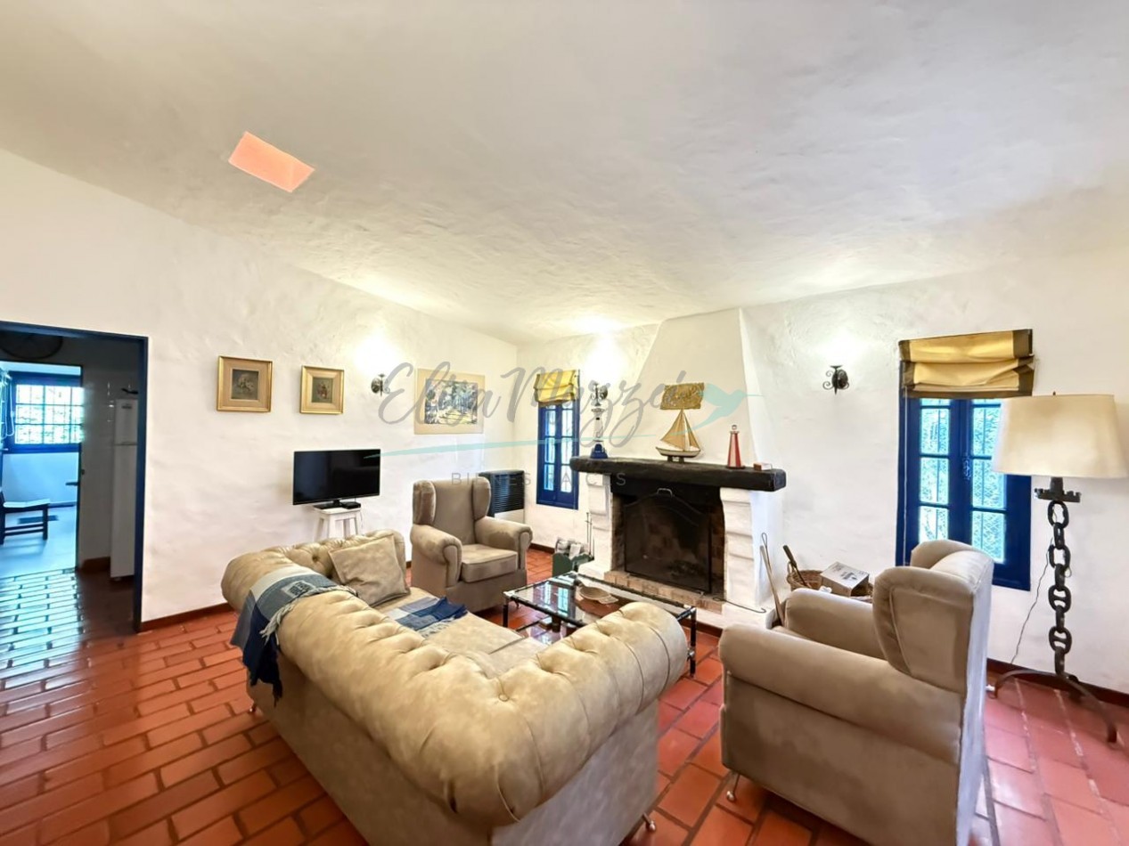 CASA EN VENTA - PINAMAR