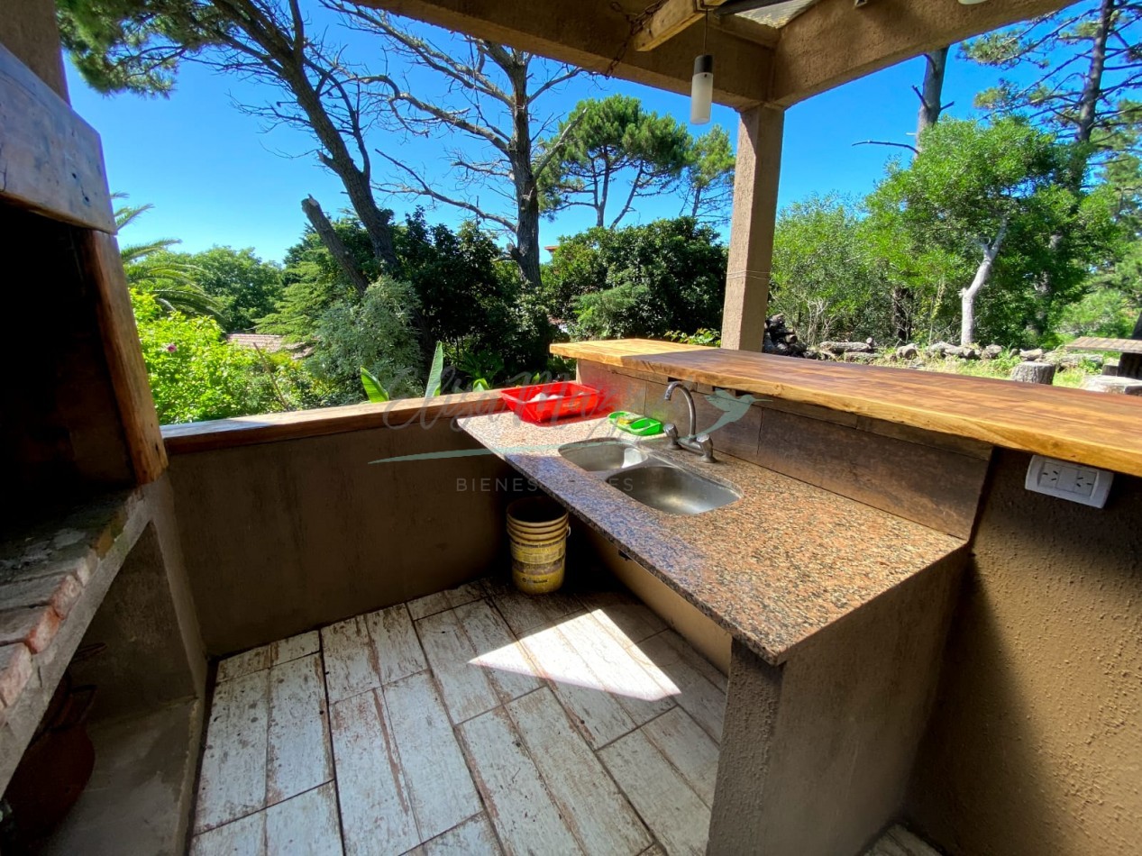 CASA EN ALQUILER - PINAMAR VERANO 2026 - CERCA DEL MAR