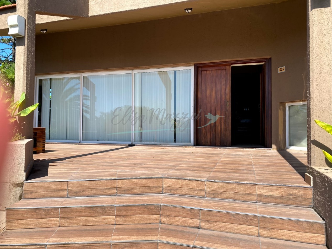 CASA EN ALQUILER - PINAMAR VERANO 2026 - CERCA DEL MAR