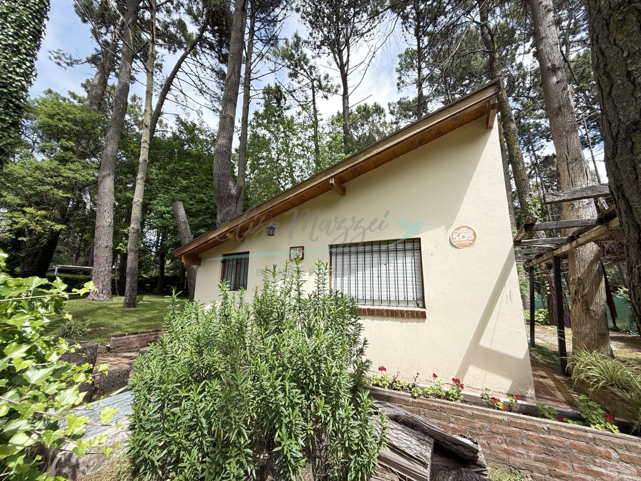 CASA EN VENTA - VALERIA DEL MAR - PINAMAR 