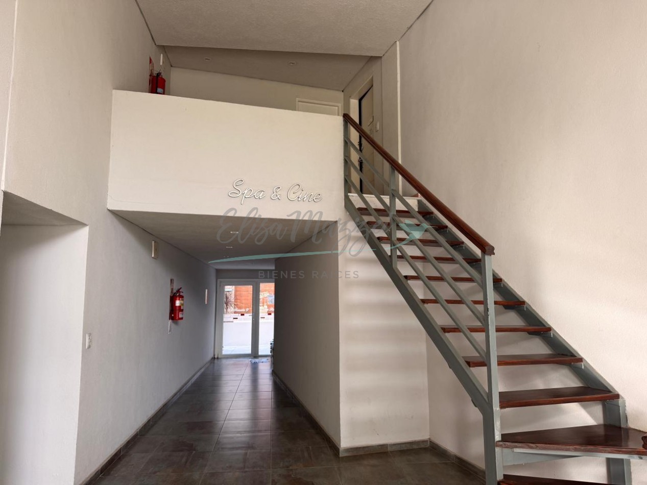 DEPARTAMENTO MONOAMBIENTE EN ALQUILER ANUAL - PINAMAR CENTRO