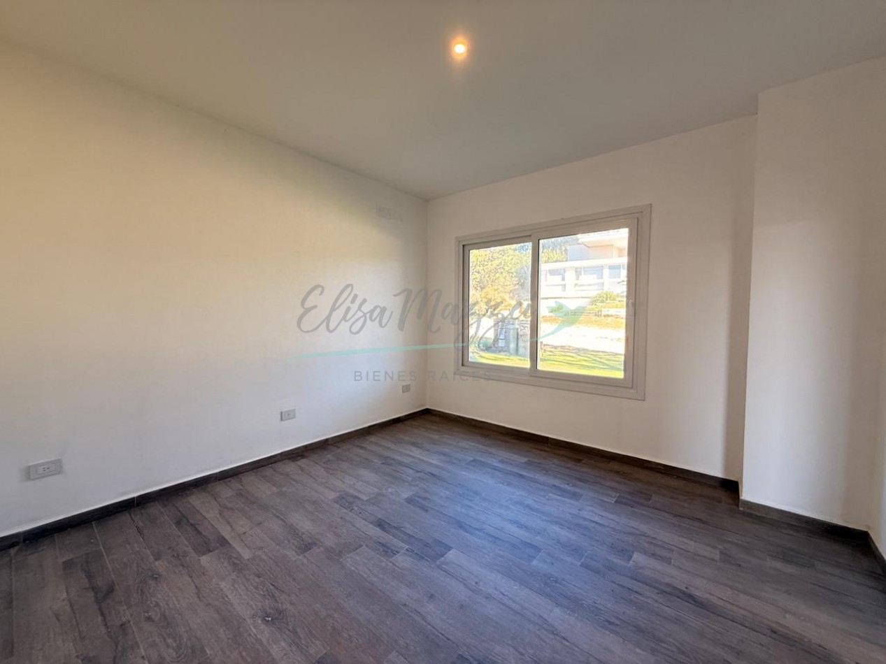 OPORTUNIDAD - CASA EN VENTA - COSTA ESMERALDA