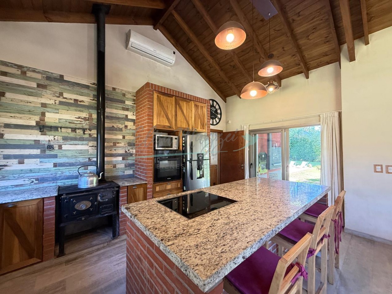 CASA EN VENTA ZONA ALAMOS - PINAMAR 