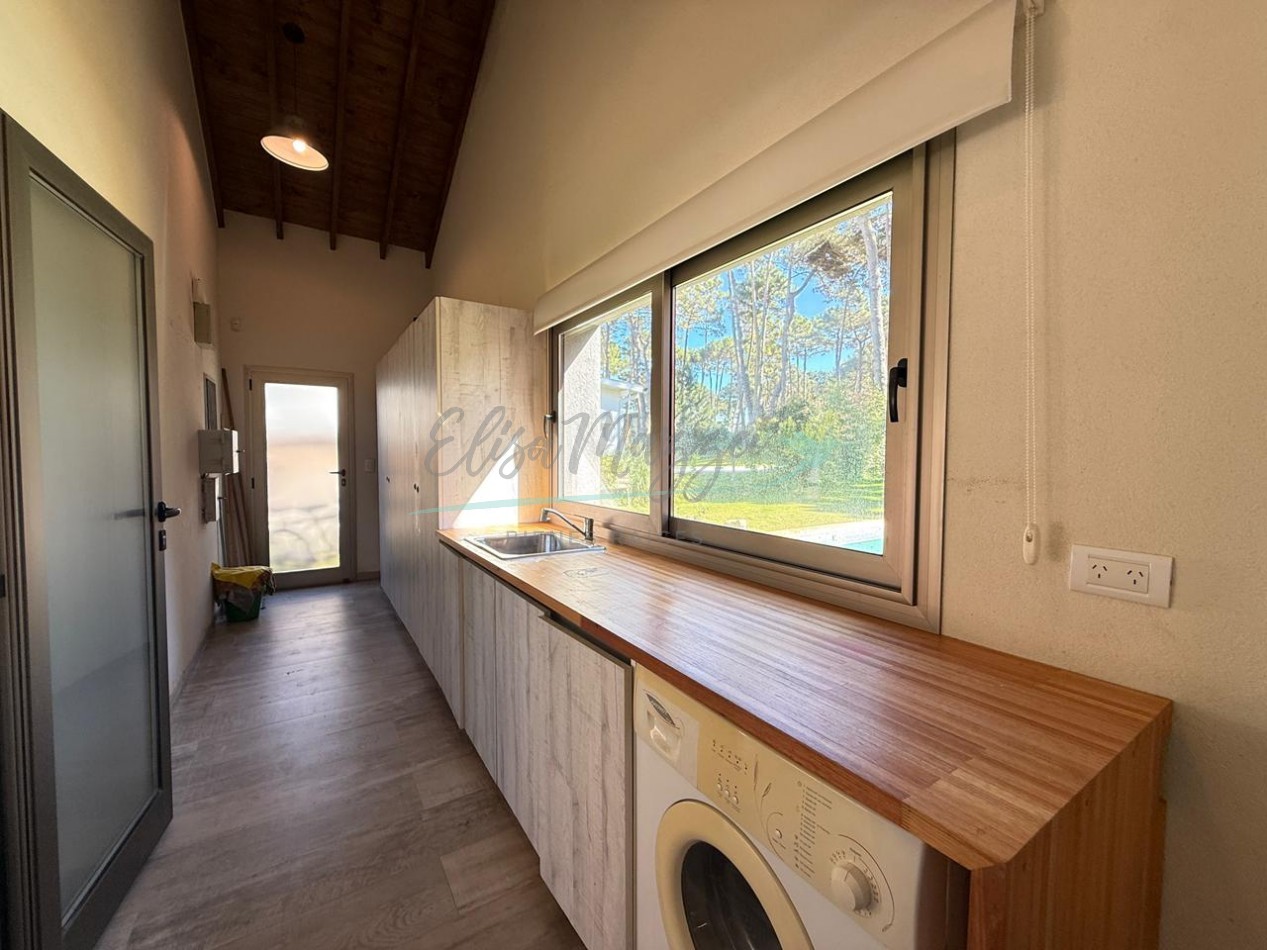 CASA EN VENTA ZONA ALAMOS - PINAMAR 