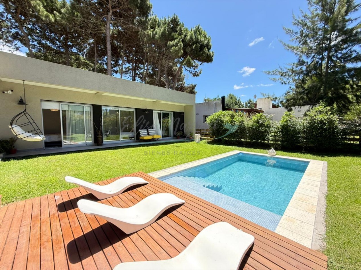 CASA EN ALQUILER VERANO 2027 - PINAMAR 