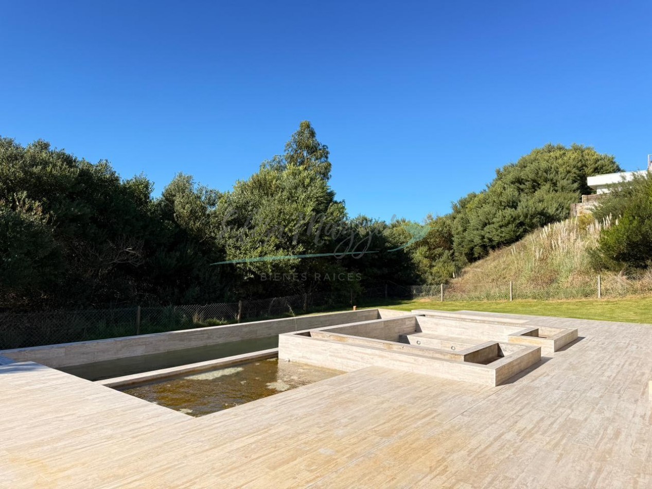 OPORTUNIDAD - CASA EN VENTA - COSTA ESMERALDA