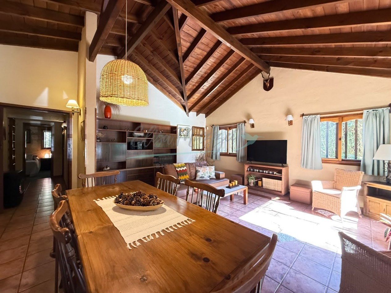 CASA EN VENTA - MAR DE LAS PAMPAS