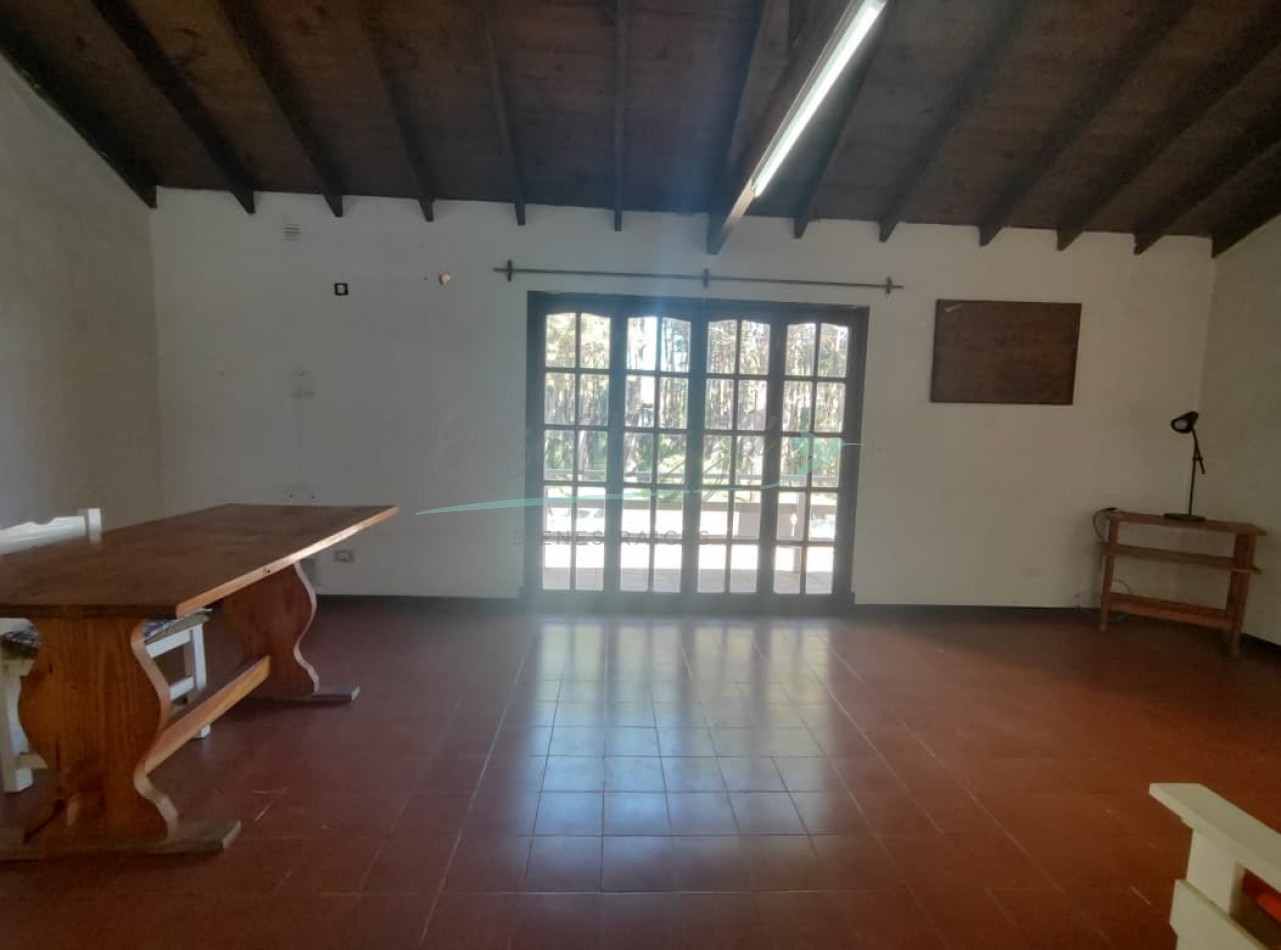DEPARTAMENTO TRES AMBIENTES EN ALQUILER ANUAL - PINAMAR CENTRO