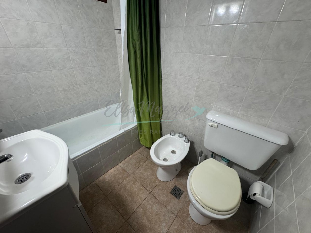 DEPARTAMENTO EN ALQUILER ANUAL - PINAMAR 