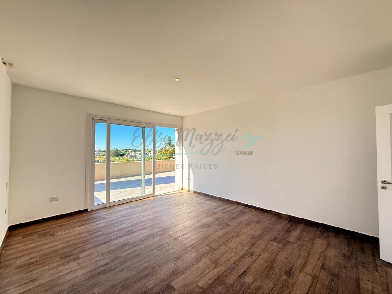 OPORTUNIDAD - CASA EN VENTA - COSTA ESMERALDA