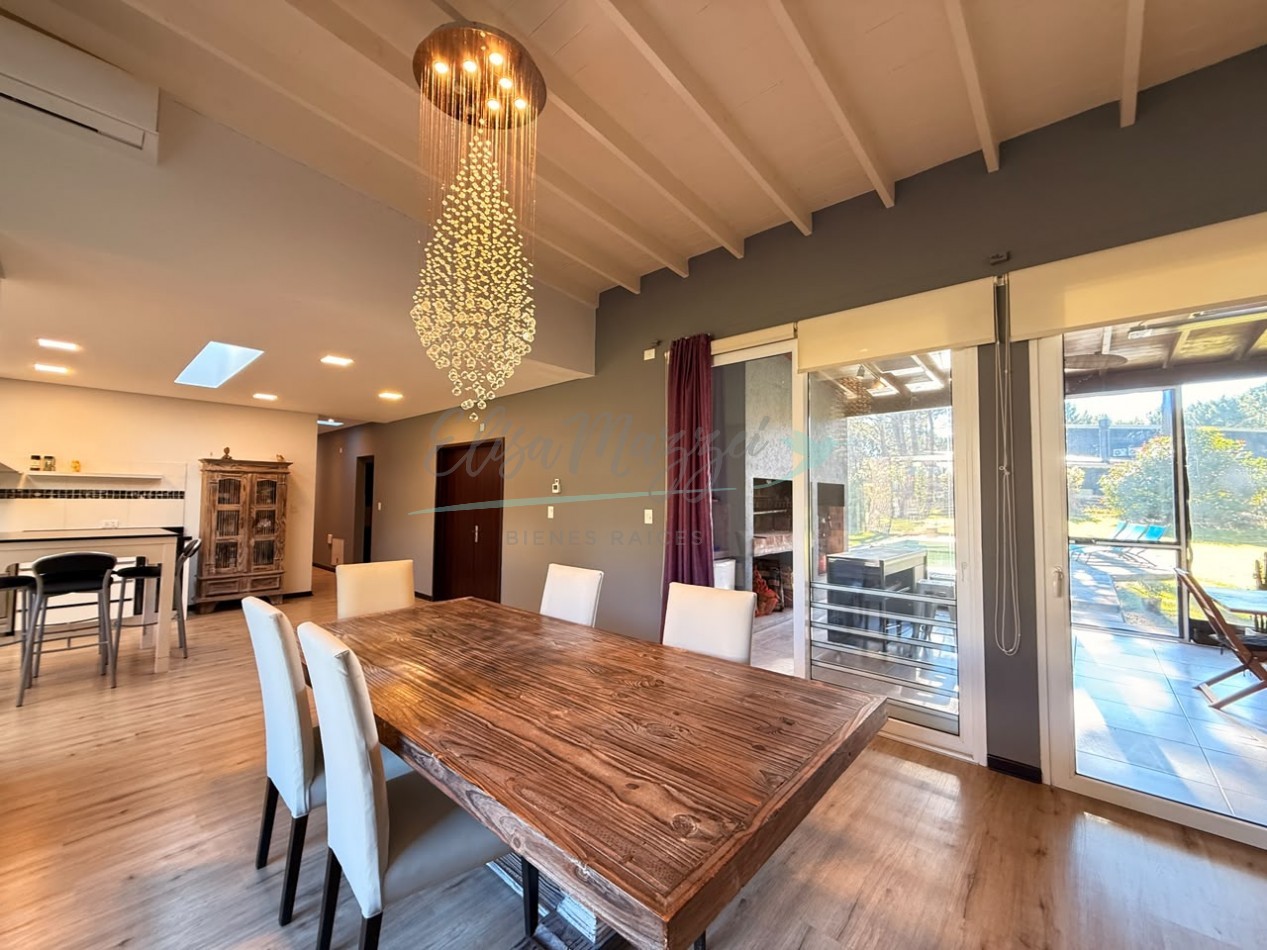CASA EN ALQUILER ANUAL - LA HERRADURA PINAMAR