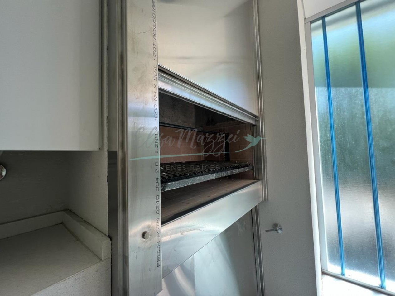 DEPARTAMENTO DOS AMBIENTES EN VENTA - PINAMAR