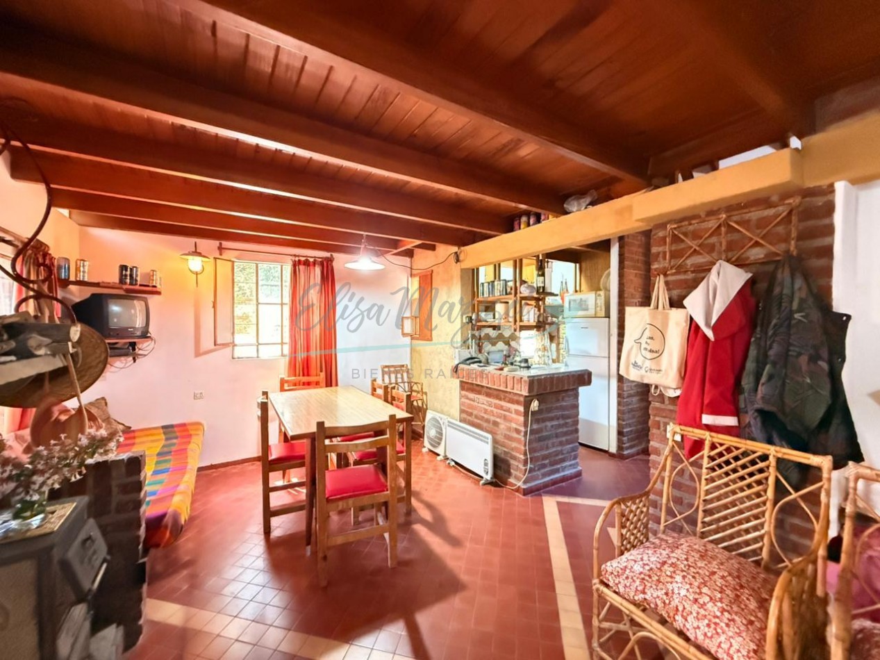 CASA EN VENTA - A METROS DEL MAR - VALERIA DEL MAR