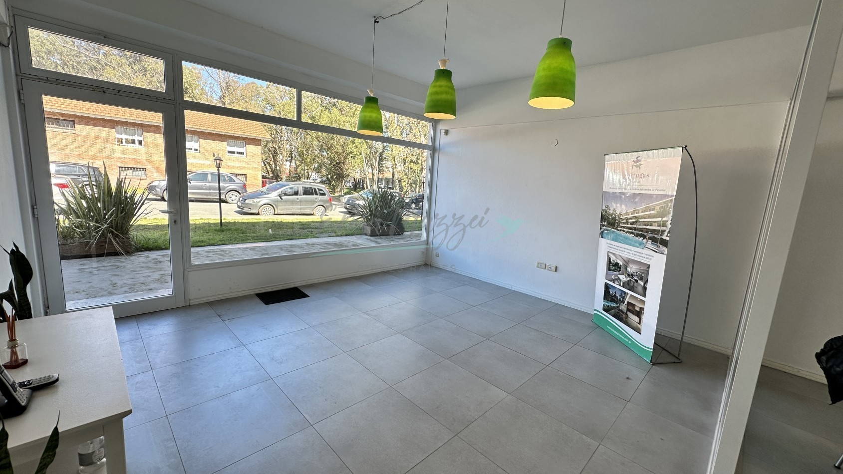 OFICINA EN ALQUILER - LOCAL EN PINAMAR CENTRO