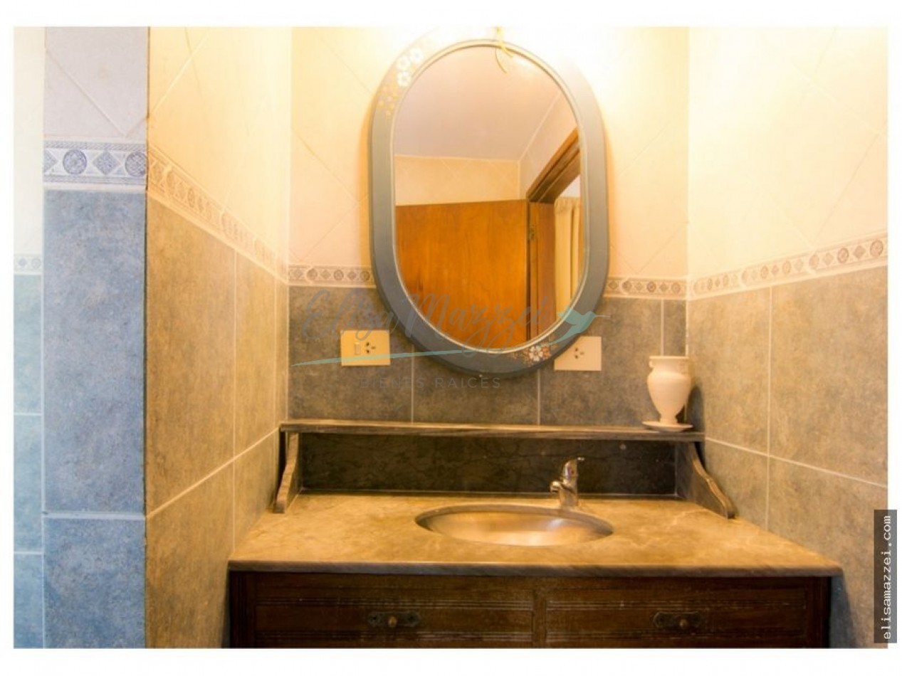 CASA EN VENTA - PINAMAR