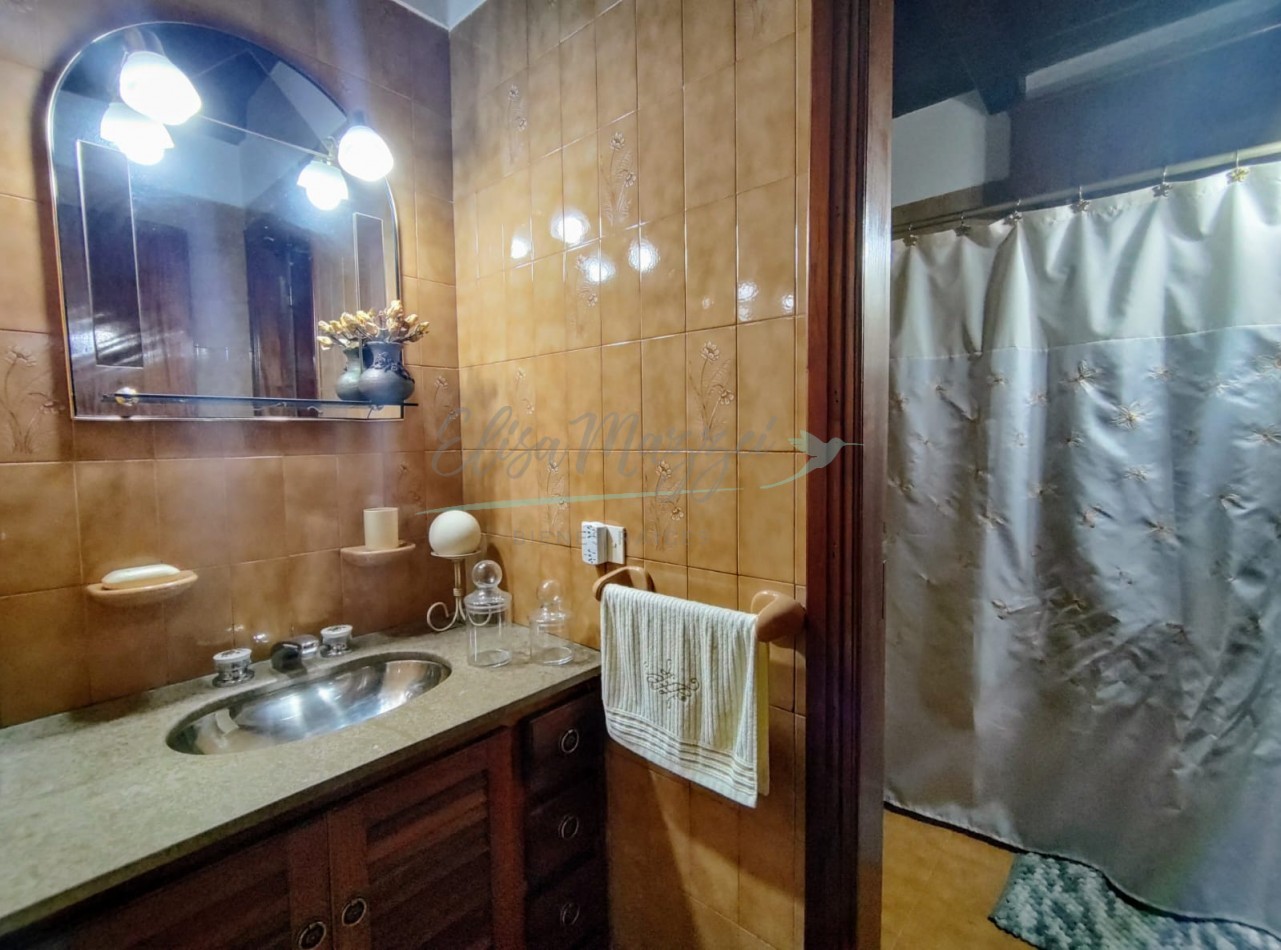 CASA EN VENTA - PINAMAR CENTRO