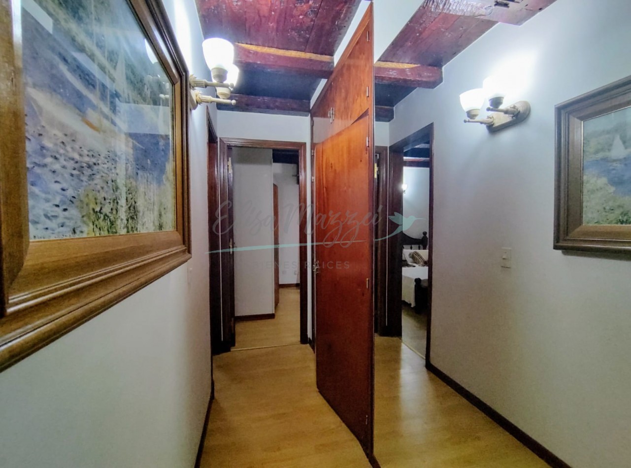 CASA EN VENTA - PINAMAR CENTRO