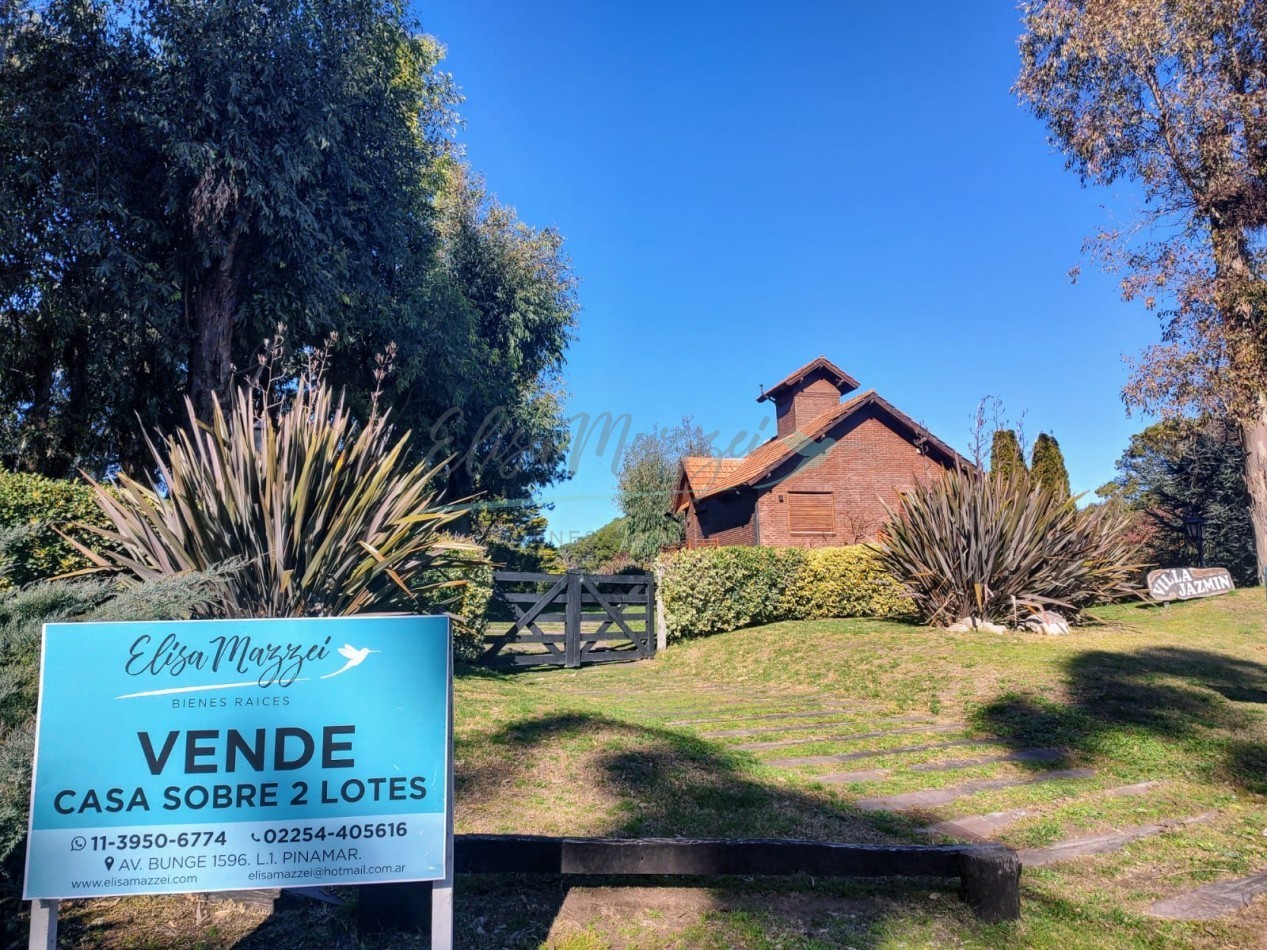 CASA EN VENTA - PINAMAR CENTRO