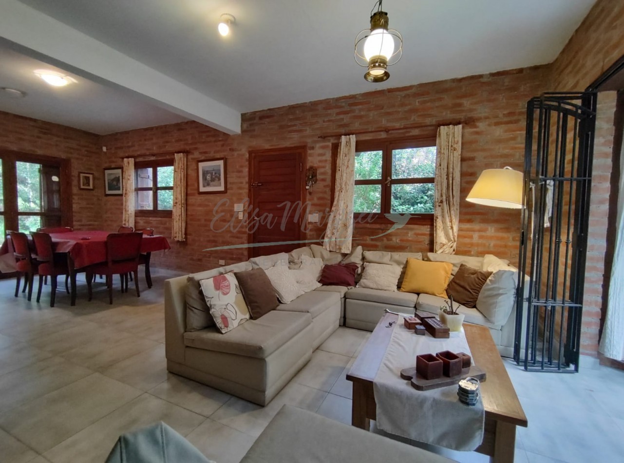 CASA EN VENTA - VALERIA DEL MAR