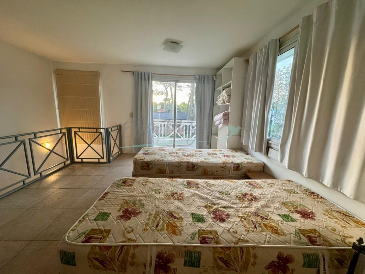 DUPLEX CUATRO AMBIENTES EN VENTA - PINAMAR CENTRO - FINANCIACION