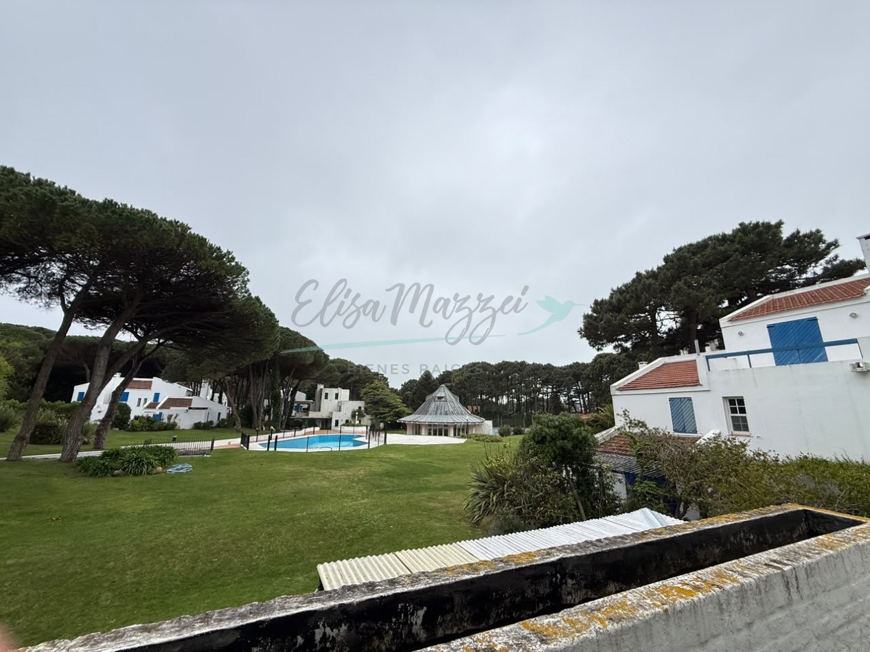 CASA EN VENTA - PINAMAR 