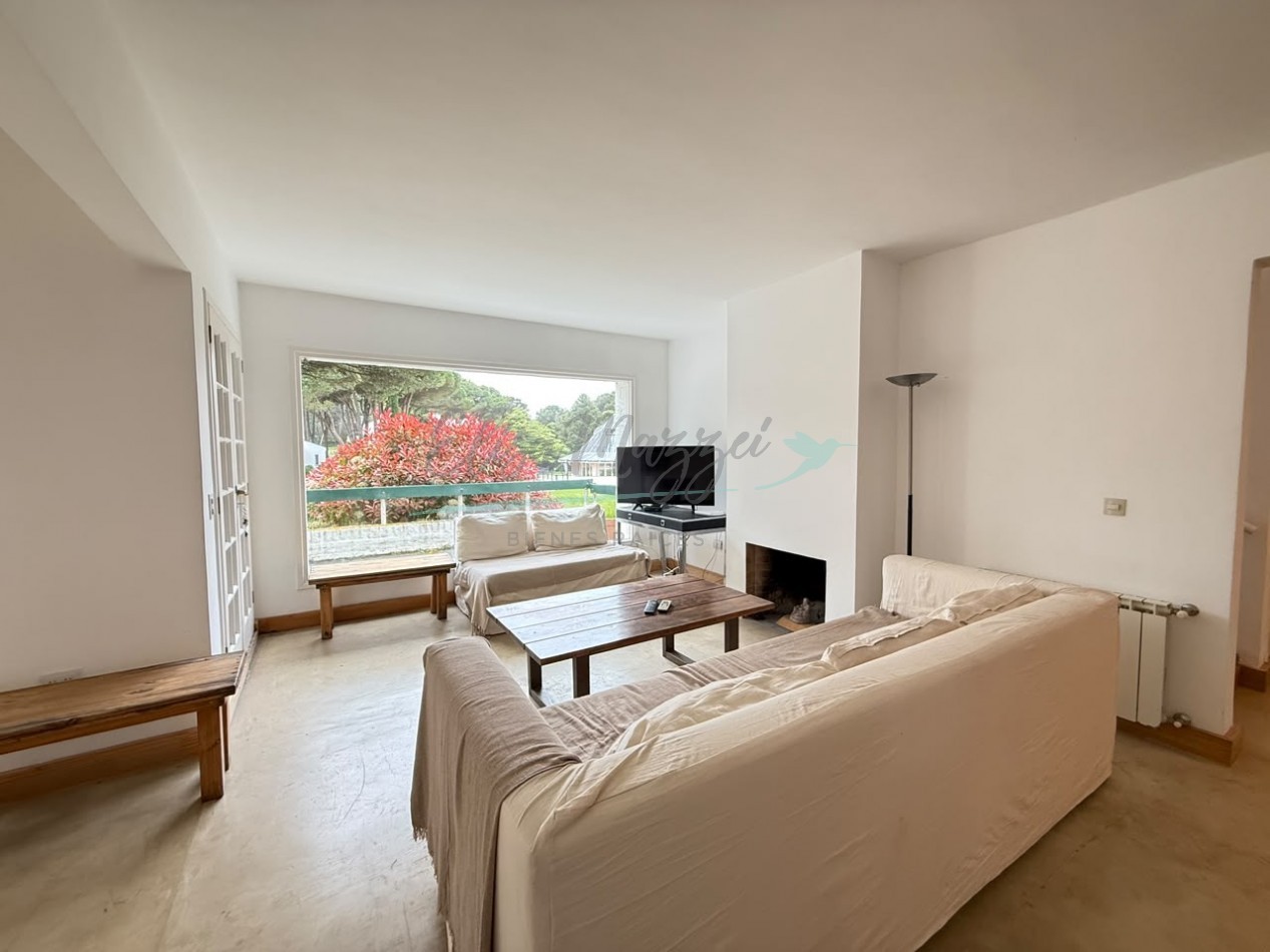 CASA EN VENTA - PINAMAR 