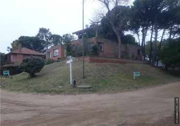 CASA EN VENTA - PINAMAR 