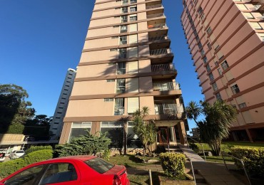 DEPARTAMENTO DOS AMBIENTES CERCA DEL MAR - EN VENTA - PINAMAR